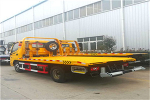 罗定附近拖车救援搭电